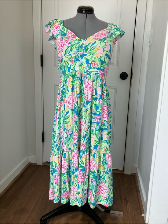 Lilly Pulitzer Dresses & Skirts - Lilly Pulitzer Bright Floral Dress in Pink, Green & Blue